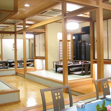 Отель Shunjuan Hasshokaku Mizunowo Kakamigahara Экстерьер фото