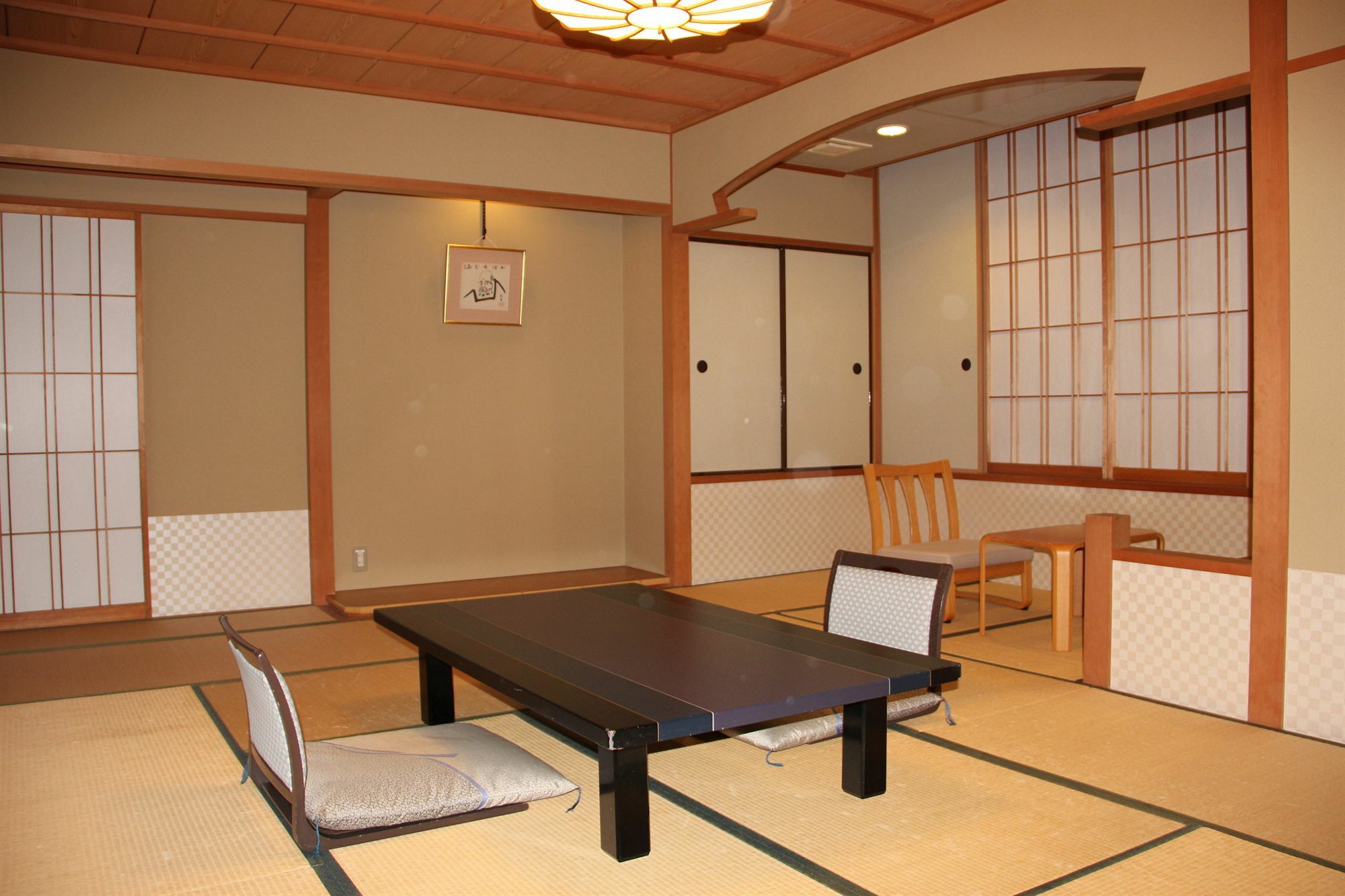 Отель Shunjuan Hasshokaku Mizunowo Kakamigahara Экстерьер фото